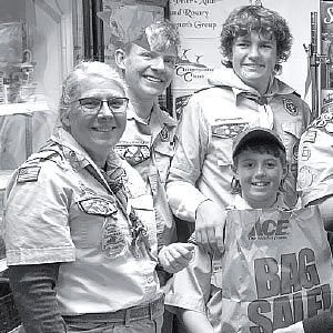 Scouts Help Pantry
